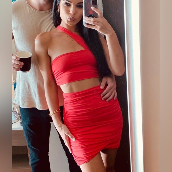 Revolve marina skirt set - Picture 4 of 4